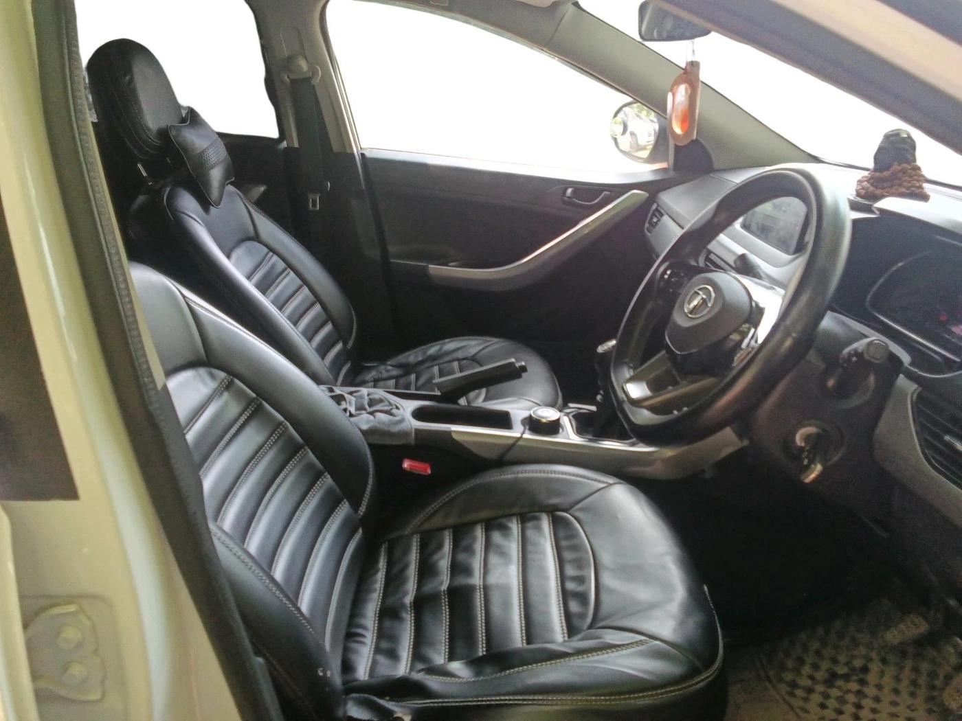 2022 Tata NEXON XM PLUS SUNROOF PETROL, Petrol, Manual, 43,364 km, interior