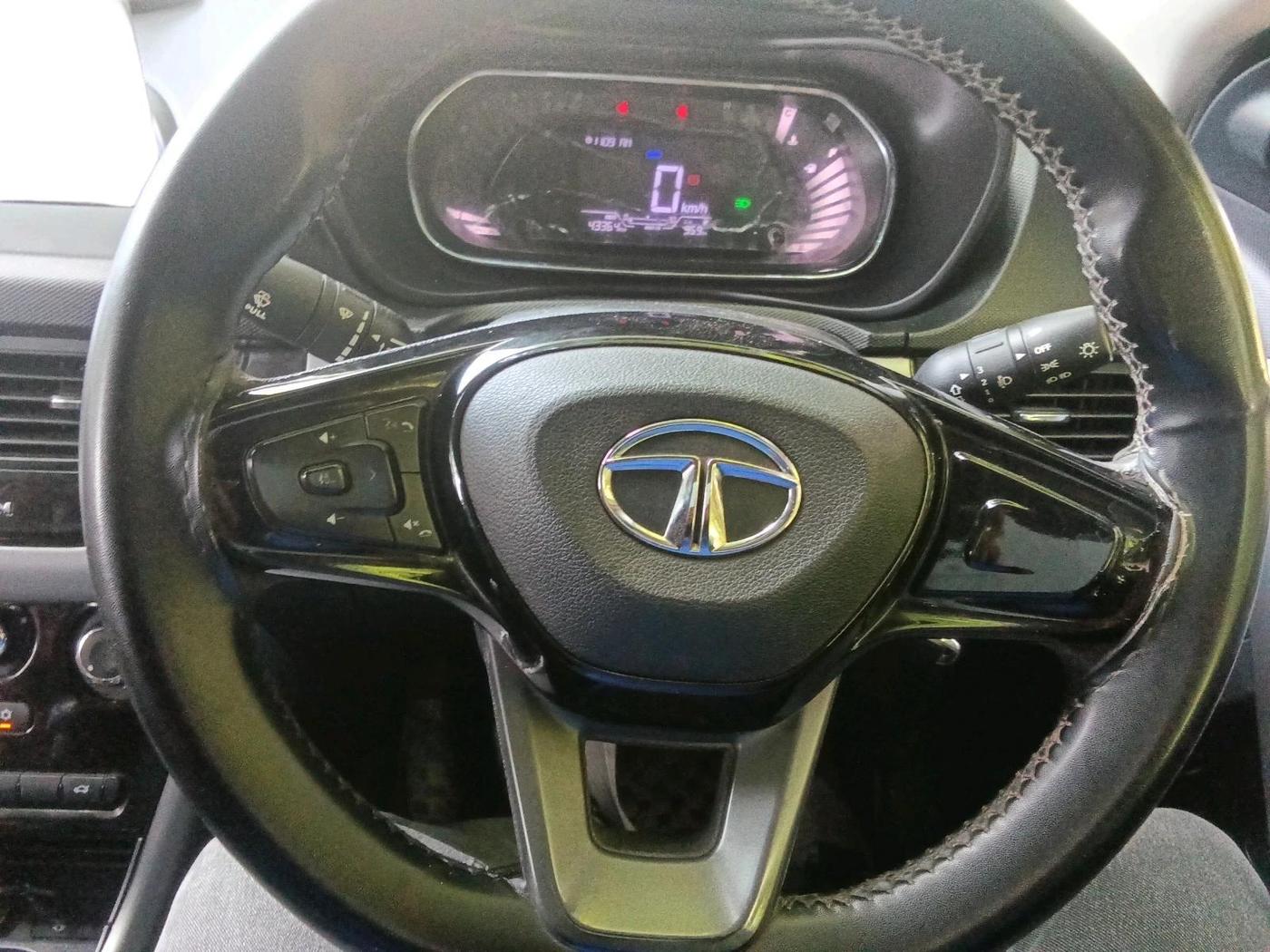 2022 Tata NEXON XM PLUS SUNROOF PETROL, Petrol, Manual, 43,364 km, interior