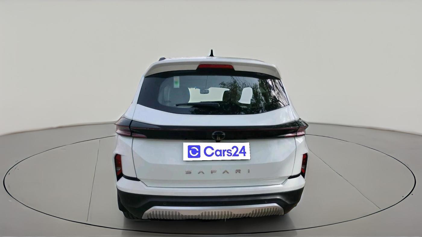 2024 Tata Safari Accomplished 7str AT, Diesel, Automatic, 13,796 km, exterior