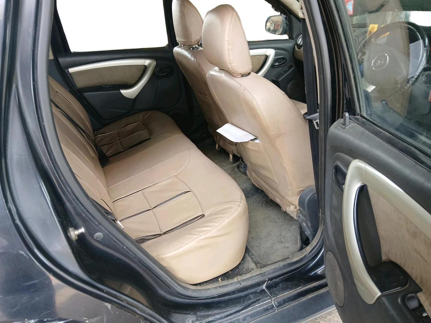 2013 Renault Duster RXL PETROL, Petrol, Manual, 1,01,848 km, interior