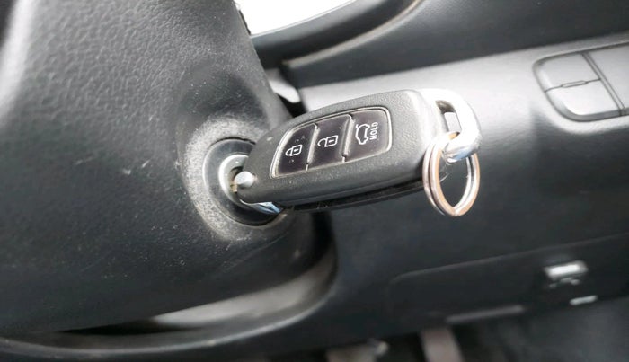 2020 Hyundai VENUE S 1.2, CNG, Manual, 90,560 km, interior