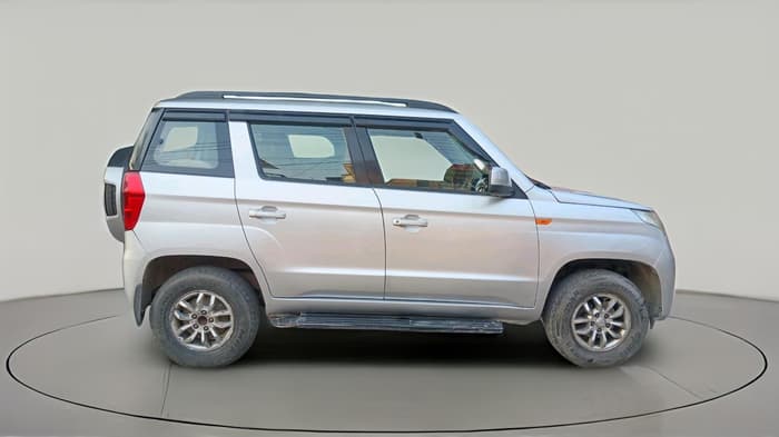 2016 Mahindra TUV300 T8, Diesel, Manual, 77,552 km, exterior