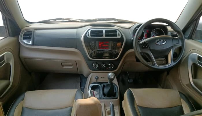2016 Mahindra TUV300 T8, Diesel, Manual, 77,552 km, interior