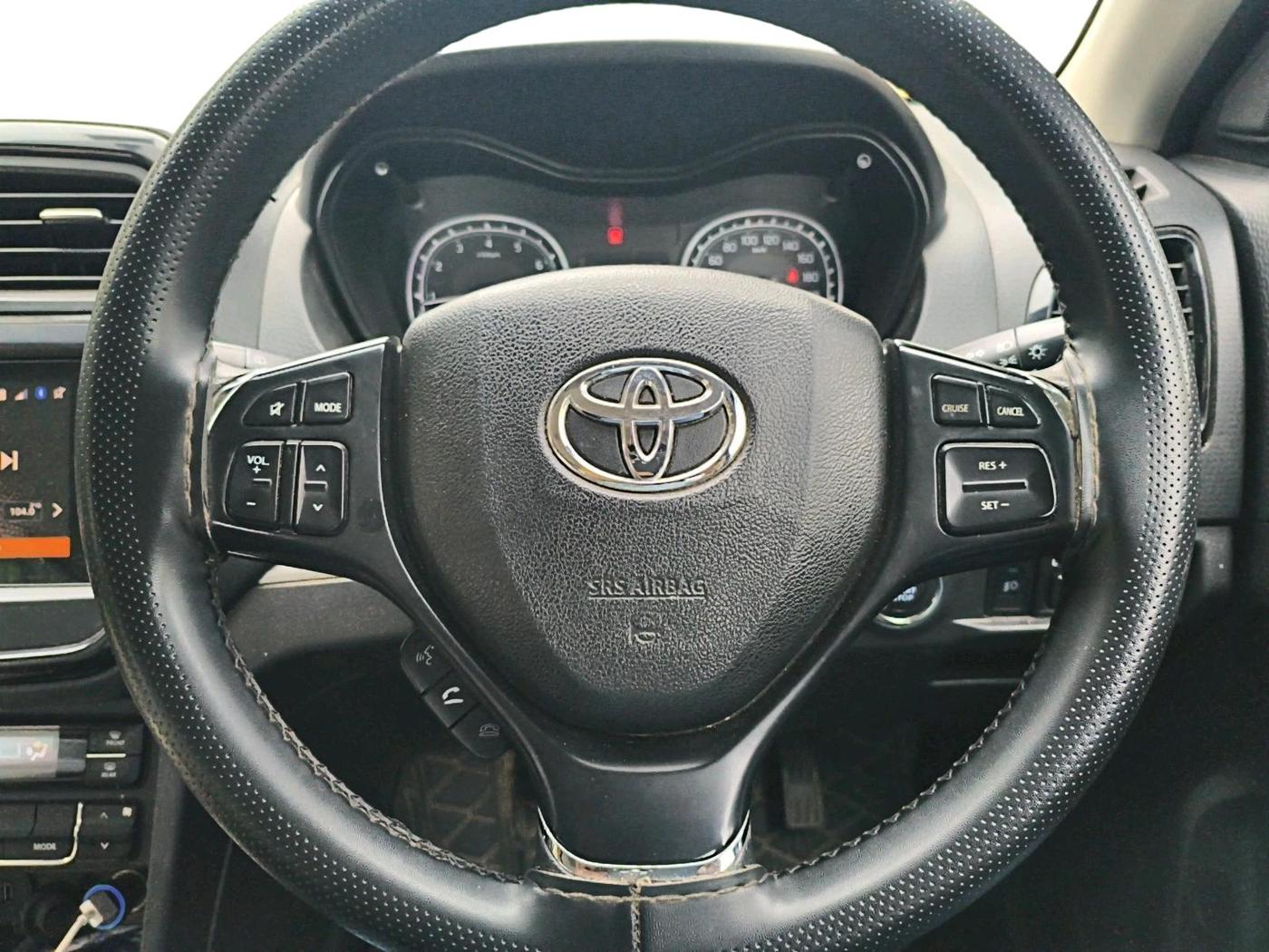 2022 Toyota URBAN CRUISER HIGH GRADE MT, Petrol, Manual, 67,895 km, interior