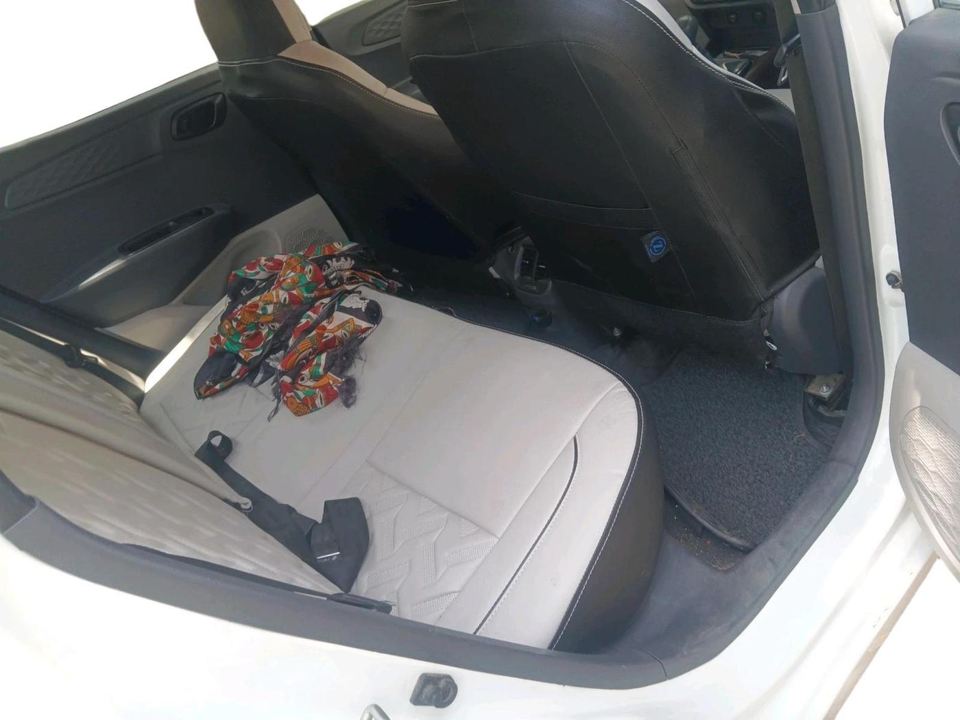 2021 Hyundai AURA S 1.2, Petrol, Manual, 35,557 km, interior
