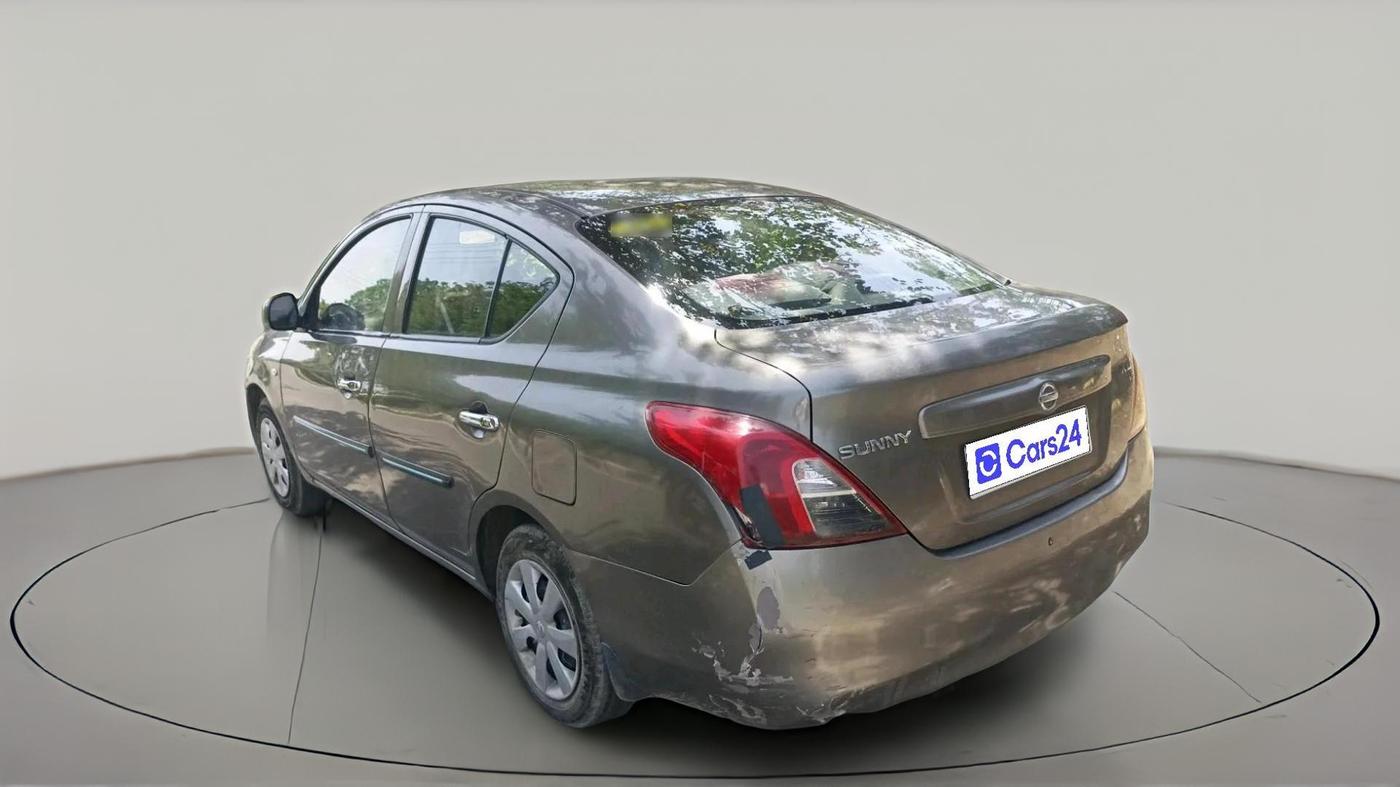 2011 Nissan Sunny XE, Petrol, Manual, 83,874 km, exterior