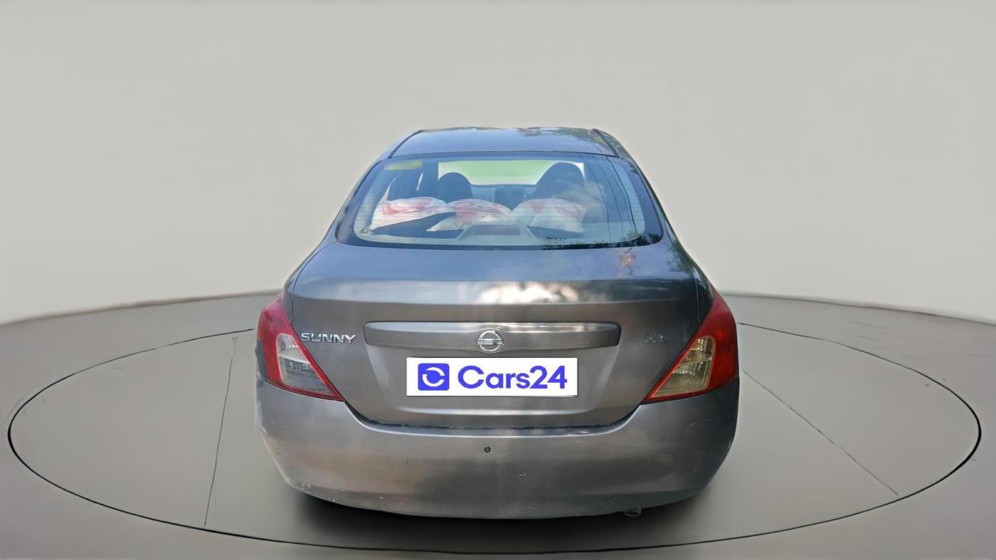 2011 Nissan Sunny XE, Petrol, Manual, 83,874 km, exterior