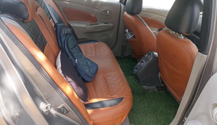 2011 Nissan Sunny XE, Petrol, Manual, 83,874 km, interior