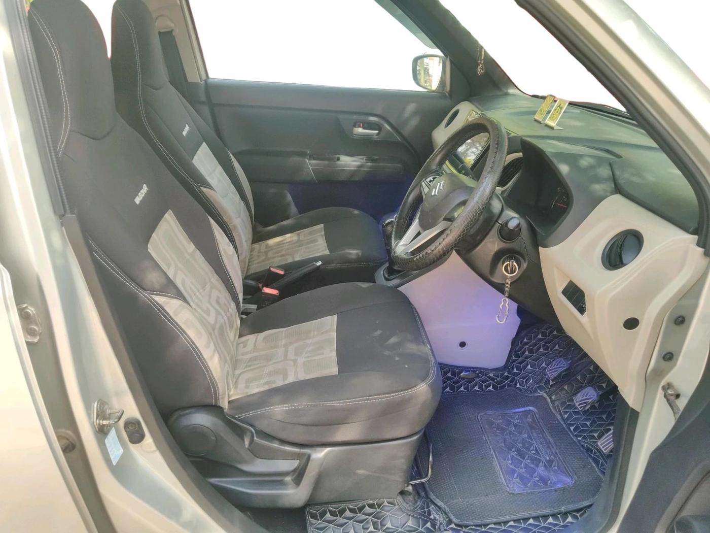 2019 Maruti New Wagon-R VXI 1.2, Petrol, Manual, 63,942 km, interior