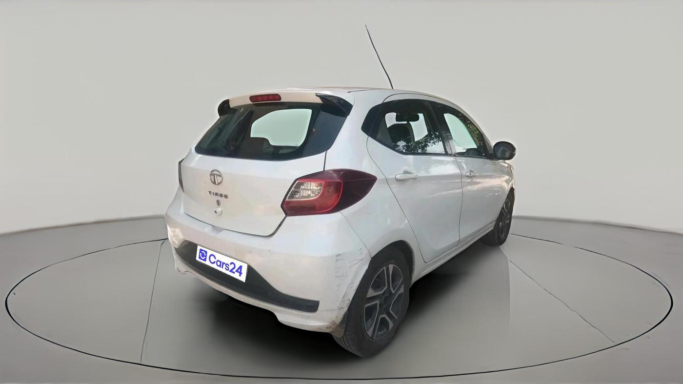 2020 Tata Tiago XZA PLUS PETROL, Petrol, Automatic, 1,95,825 km, exterior