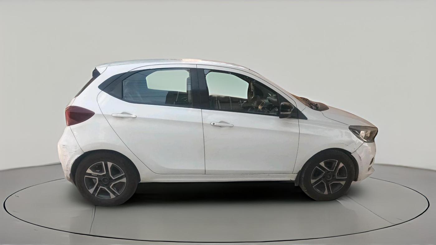 2020 Tata Tiago XZA PLUS PETROL, Petrol, Automatic, 1,95,825 km, exterior