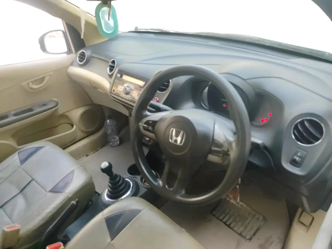 2015 Honda Amaze 1.2L I-VTEC E, Petrol, Manual, 45,000 km, interior