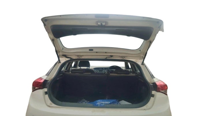 2015 Hyundai Elite i20 ASTA 1.2, Petrol, Manual, 1,47,715 km, exterior