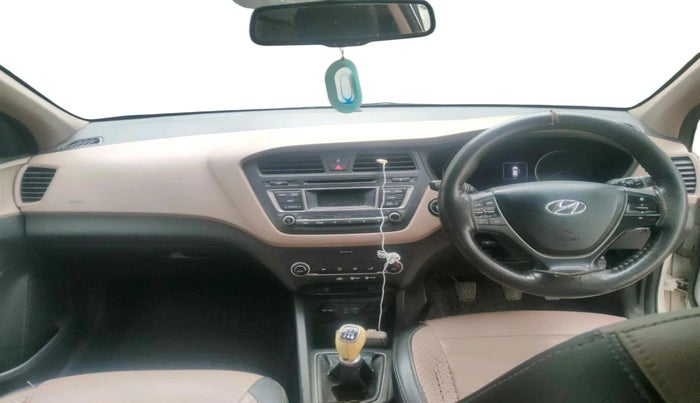 2015 Hyundai Elite i20 ASTA 1.2, Petrol, Manual, 1,47,715 km, interior