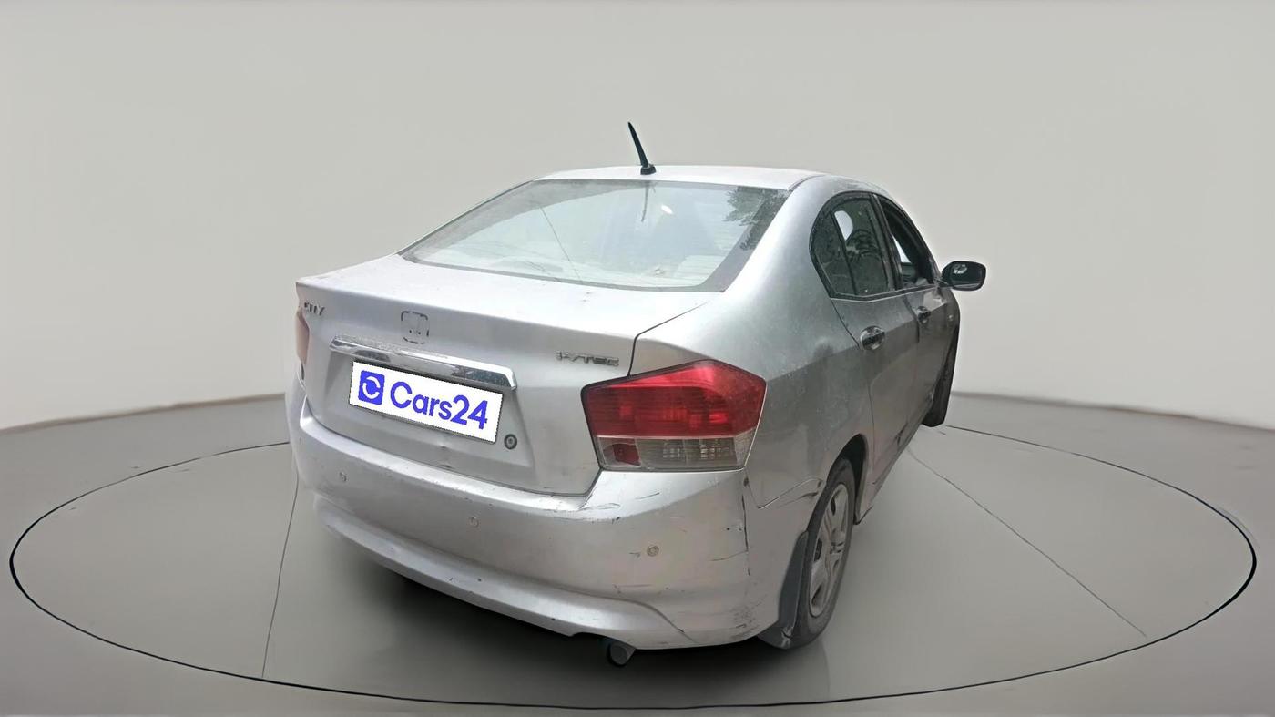 2011 Honda City 1.5L I-VTEC E MT, CNG, Manual, 1,24,909 km, exterior