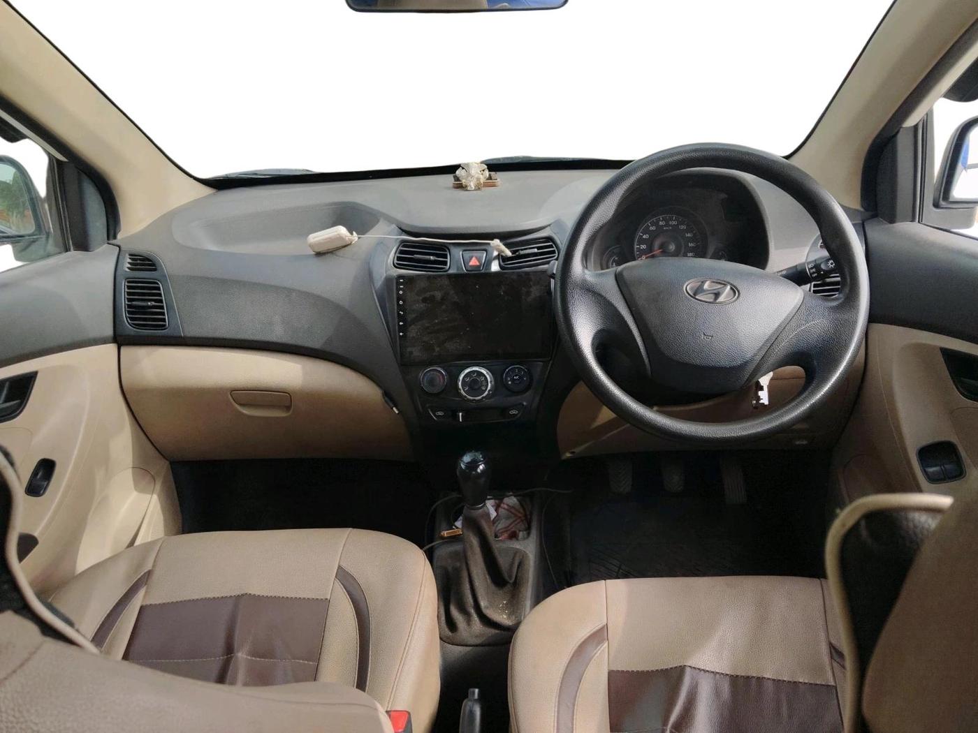 2013 Hyundai Eon ERA +, CNG, Manual, 97,449 km, interior
