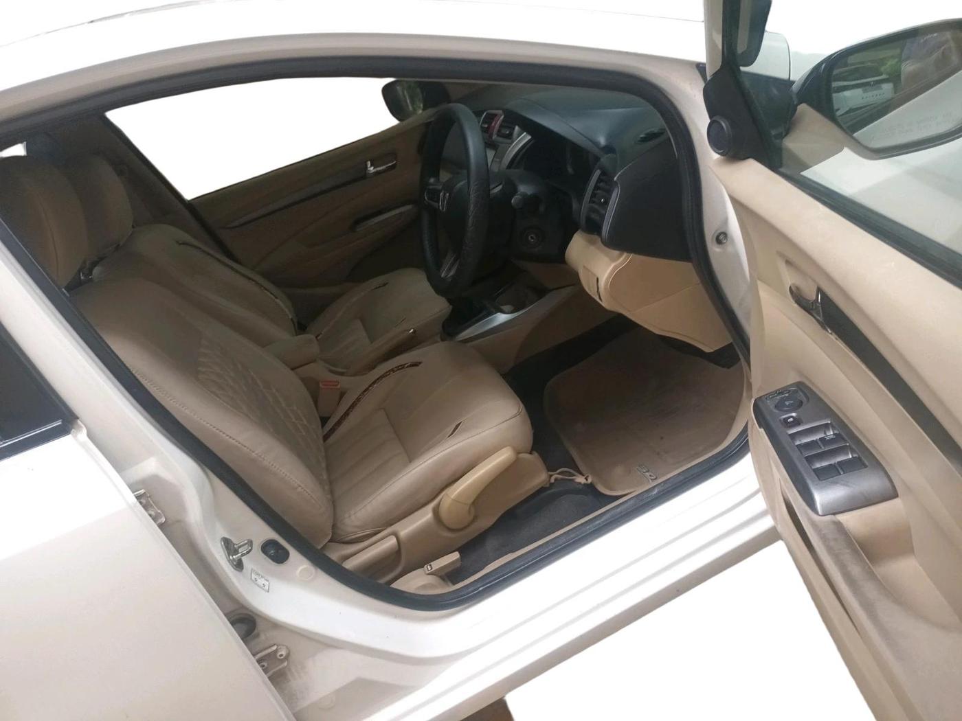 2013 Honda City 1.5L I-VTEC V MT, Petrol, Manual, 83,405 km, interior