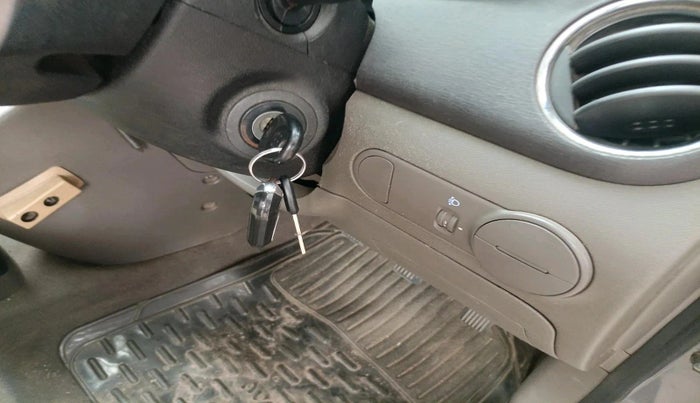 2012 Hyundai i10 MAGNA 1.2, Petrol, Manual, 77,734 km, interior