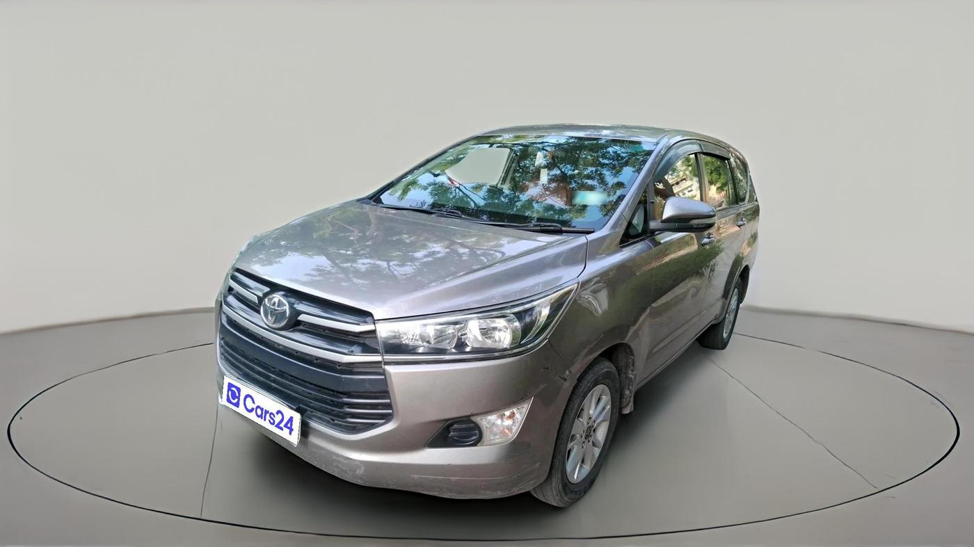 2018 Toyota Innova Crysta 2.4 GX 7 STR, Diesel, Manual, 1,60,869 km, exterior