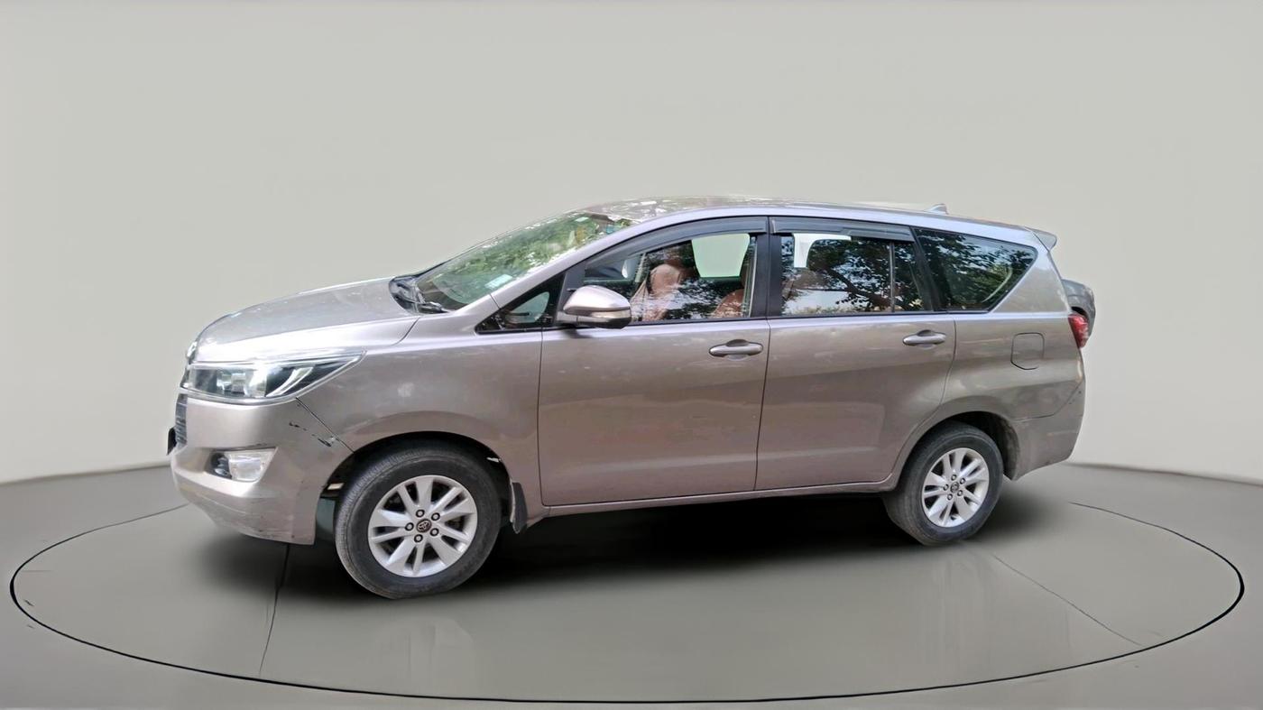 2018 Toyota Innova Crysta 2.4 GX 7 STR, Diesel, Manual, 1,60,869 km, exterior