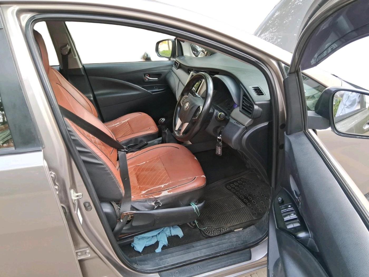 2018 Toyota Innova Crysta 2.4 GX 7 STR, Diesel, Manual, 1,60,869 km, interior