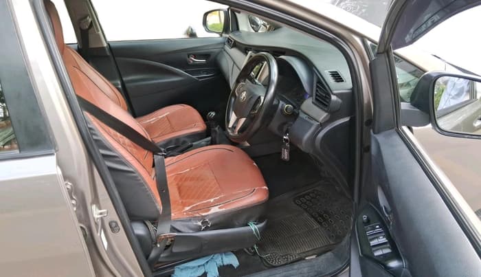 2018 Toyota Innova Crysta 2.4 GX 7 STR, Diesel, Manual, 1,60,869 km, interior