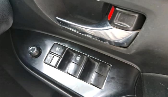 2018 Toyota Innova Crysta 2.4 GX 7 STR, Diesel, Manual, 1,60,869 km, interior