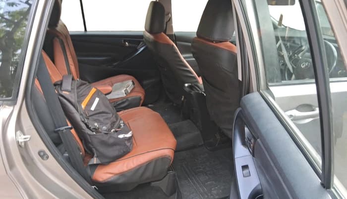 2018 Toyota Innova Crysta 2.4 GX 7 STR, Diesel, Manual, 1,60,869 km, interior