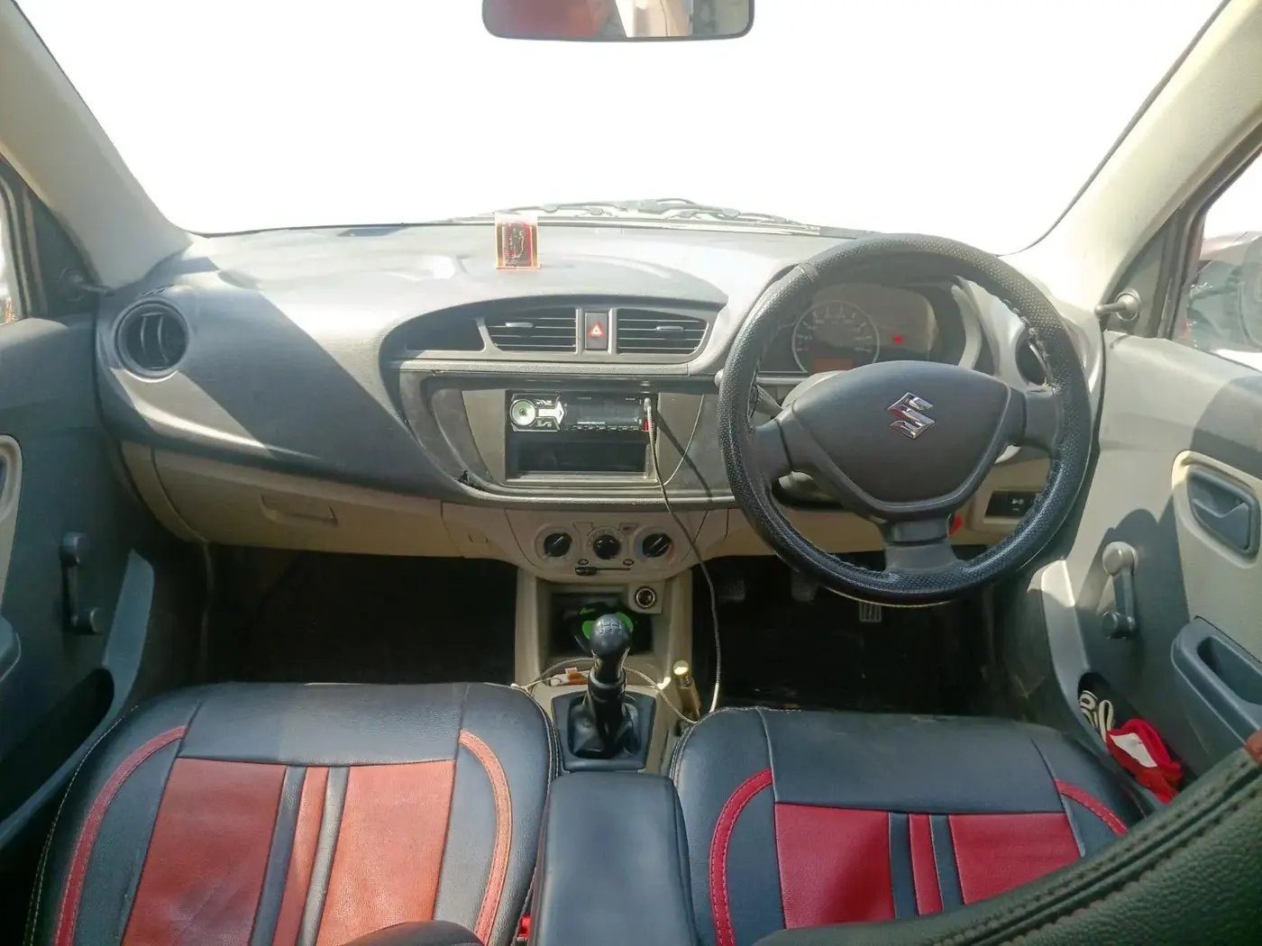 2016 Maruti Alto K10 LXI CNG, CNG, Manual, 1,14,725 km, interior