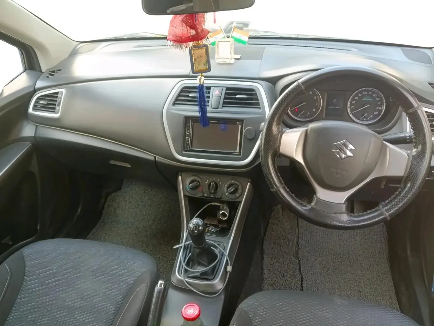 2020 Maruti S Cross SIGMA 1.5, Petrol, Manual, 77,238 km, interior