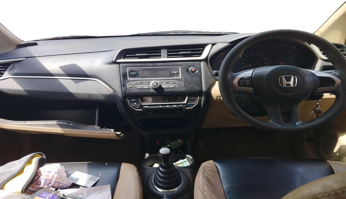 2016 Honda Amaze 1.2L I-VTEC S, CNG, Manual, 1,28,679 km, interior
