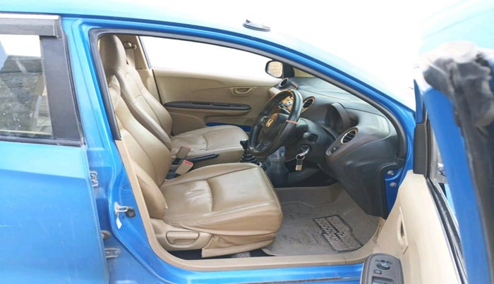 2013 Honda Brio S MT, Petrol, Manual, 1,34,042 km, interior