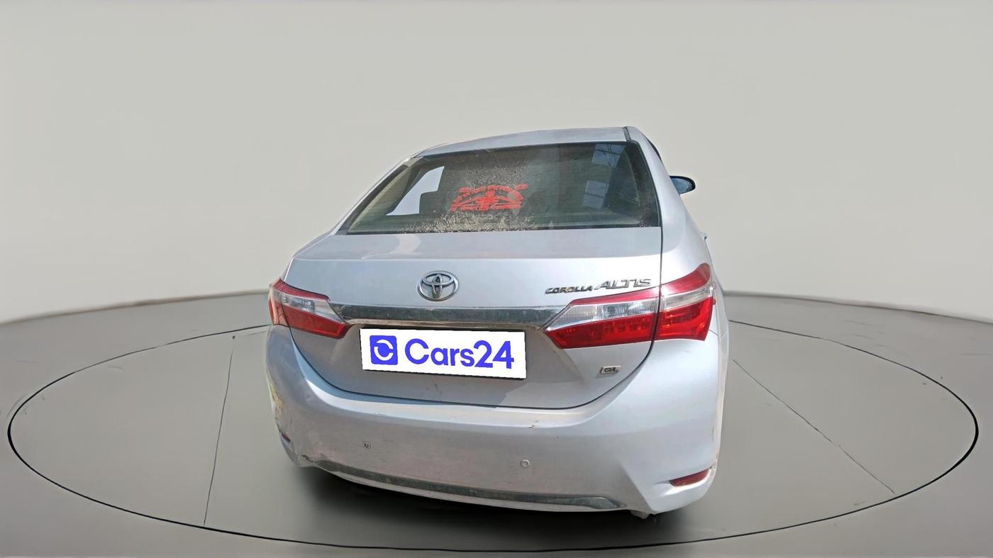 2015 Toyota Corolla Altis G PETROL, CNG, Manual, 1,18,937 km, exterior
