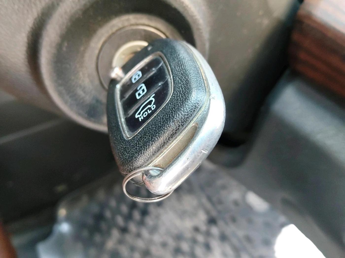 2018 Hyundai Creta E PLUS 1.6 PETROL, Petrol, Manual, 1,02,876 km, interior