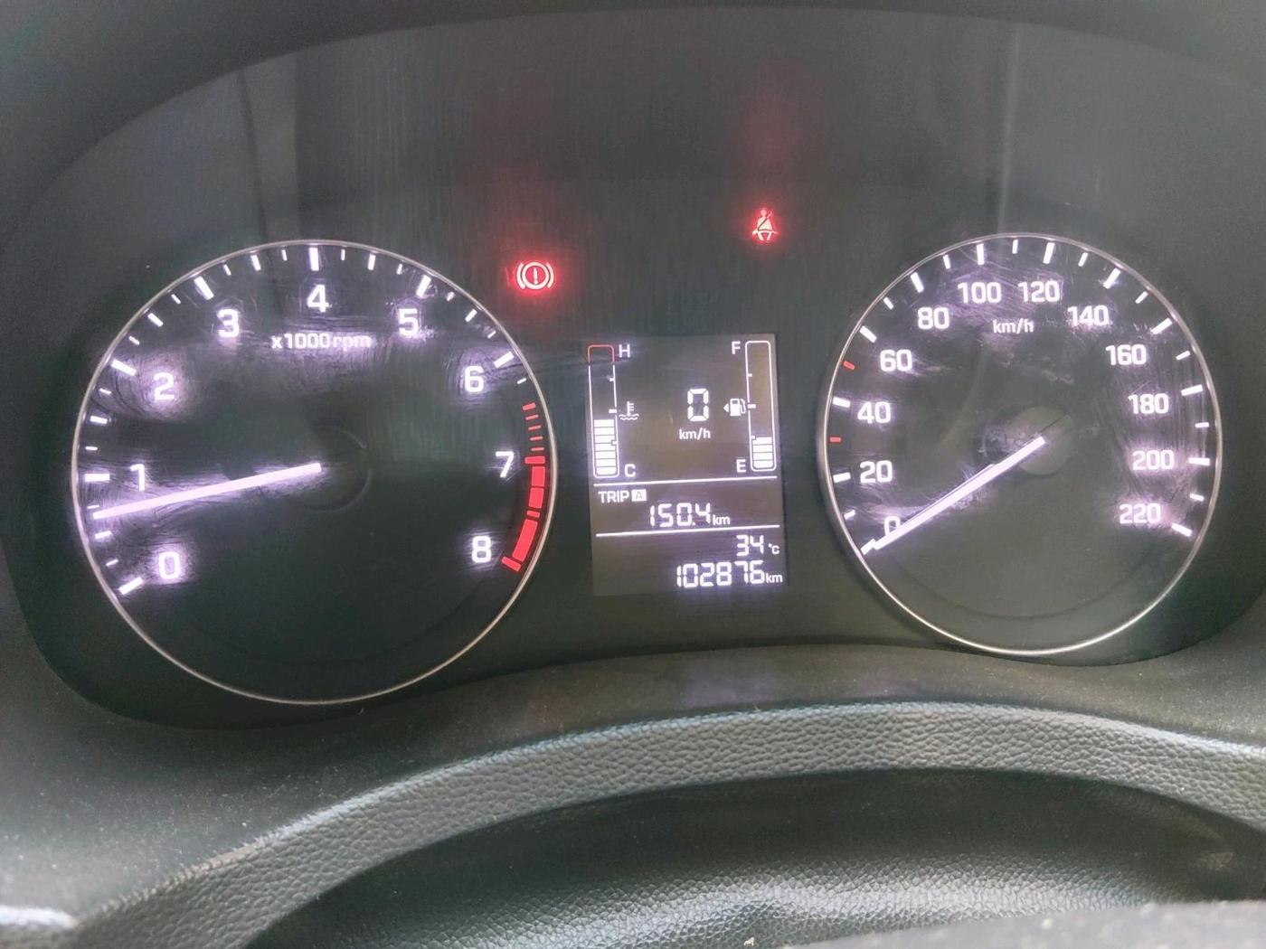 2018 Hyundai Creta E PLUS 1.6 PETROL, Petrol, Manual, 1,02,876 km, interior