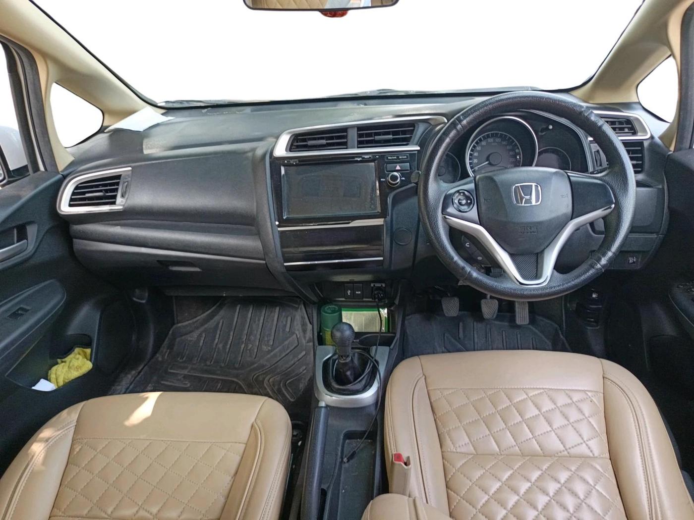 2017 Honda Jazz 1.2L I-VTEC V, Petrol, Manual, 64,284 km, interior