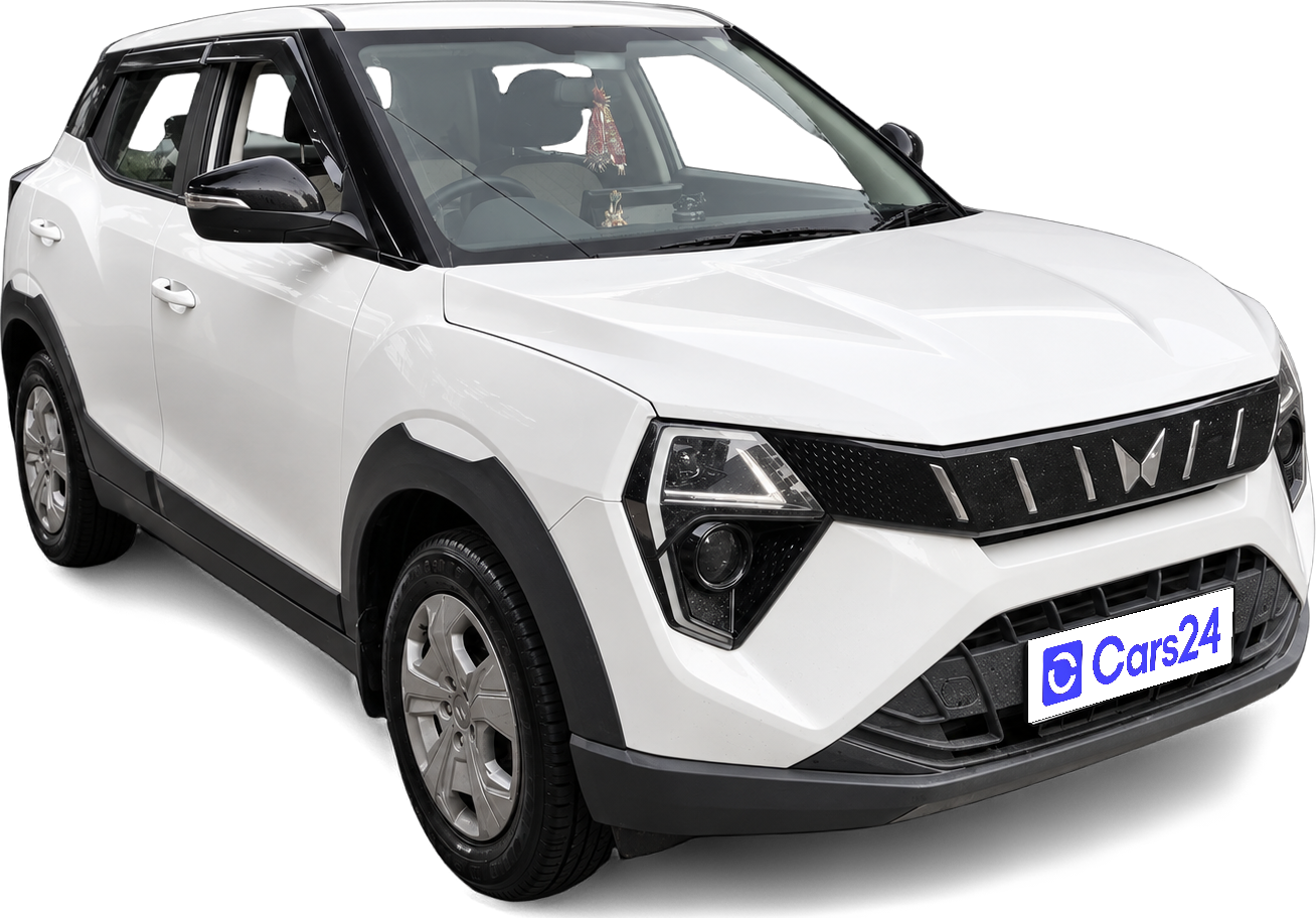 2024 Mahindra XUV 3XO - SUV - Petrol - Manual - ₹9.50 lakh