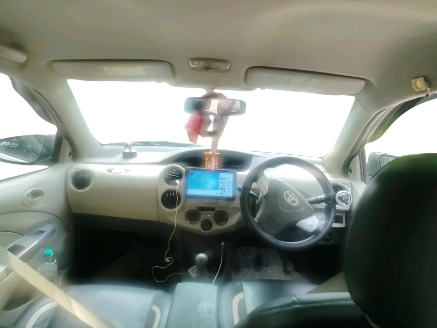2015 Toyota Etios G, CNG, Manual, 1,57,827 km, interior