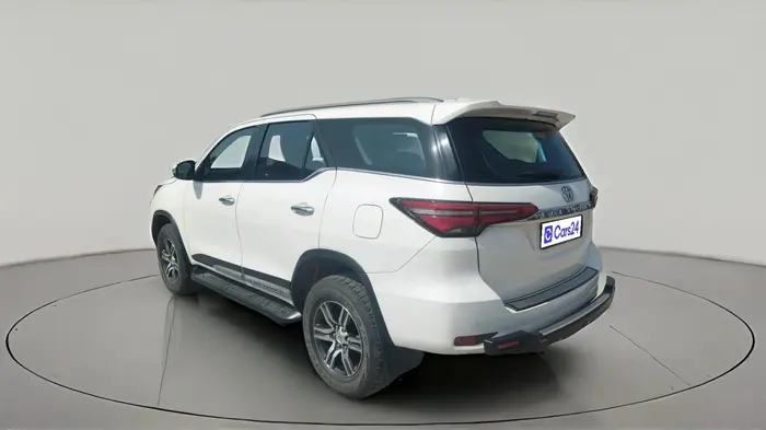 2023 Toyota Fortuner 4X2 AT 2.8 DIESEL, Diesel, Automatic, 37,544 km, exterior