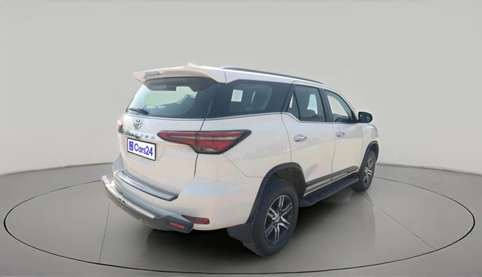 2023 Toyota Fortuner 4X2 AT 2.8 DIESEL, Diesel, Automatic, 37,544 km, exterior