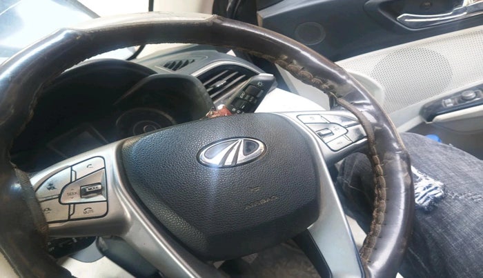 2019 Mahindra XUV300 W8 (O) 1.5 DIESEL, Diesel, Manual, 37,739 km, interior