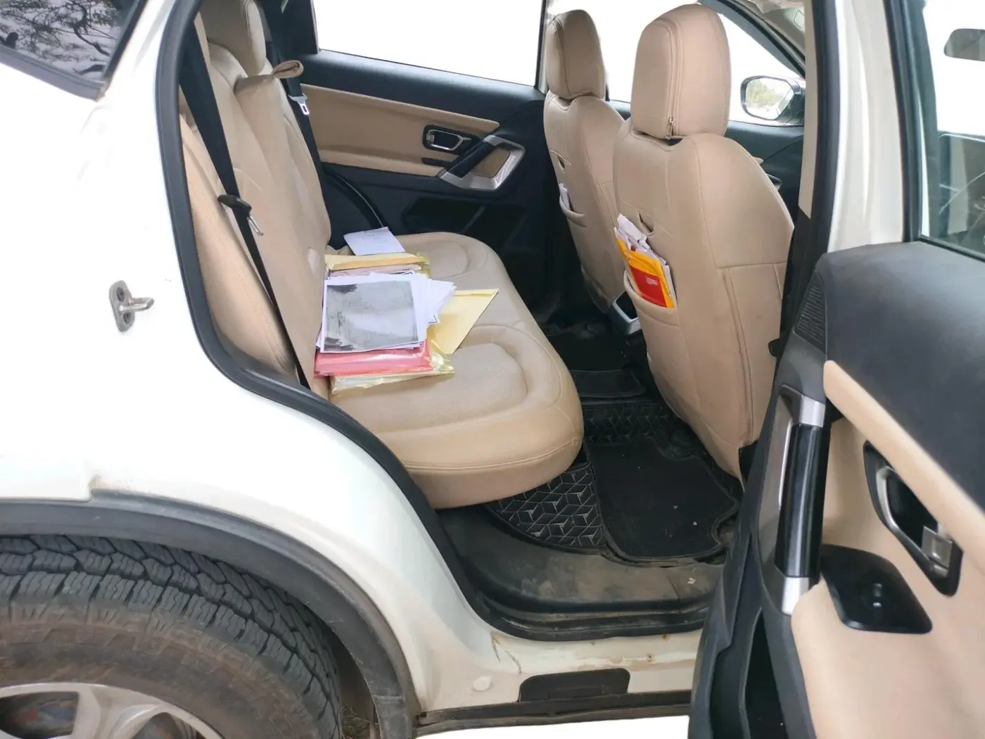 2022 Tata Harrier XT PLUS 2.0L KRYOTEC, Diesel, Manual, 66,799 km, interior
