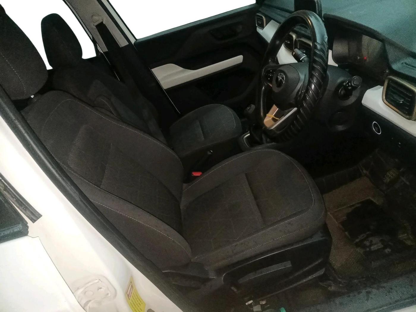 2024 Tata PUNCH ACCOMPLISHED MT CNG, CNG, Manual, 40,842 km, interior