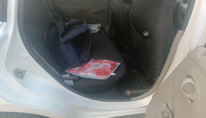 2015 Datsun Go Plus T, Petrol, Manual, 94,216 km, interior