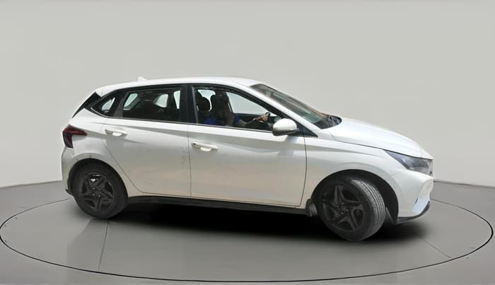 2022 Hyundai NEW I20 SPORTZ 1.2 MT, Petrol, Manual, 44,096 km, exterior