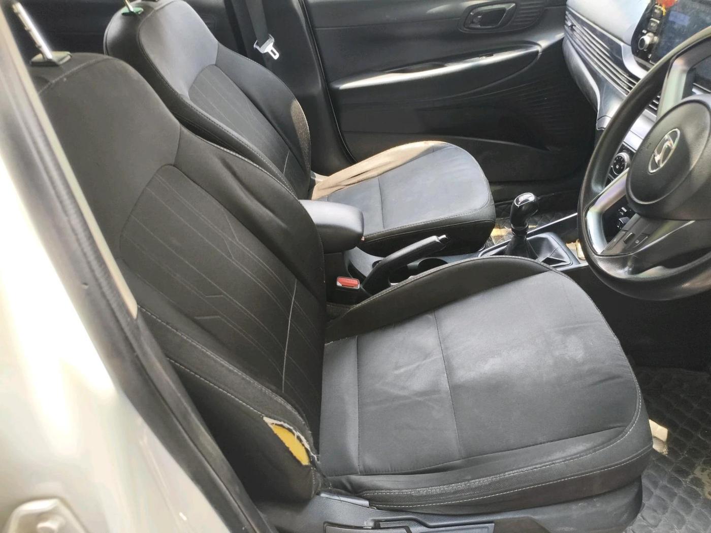 2022 Hyundai NEW I20 SPORTZ 1.2 MT, Petrol, Manual, 44,096 km, interior