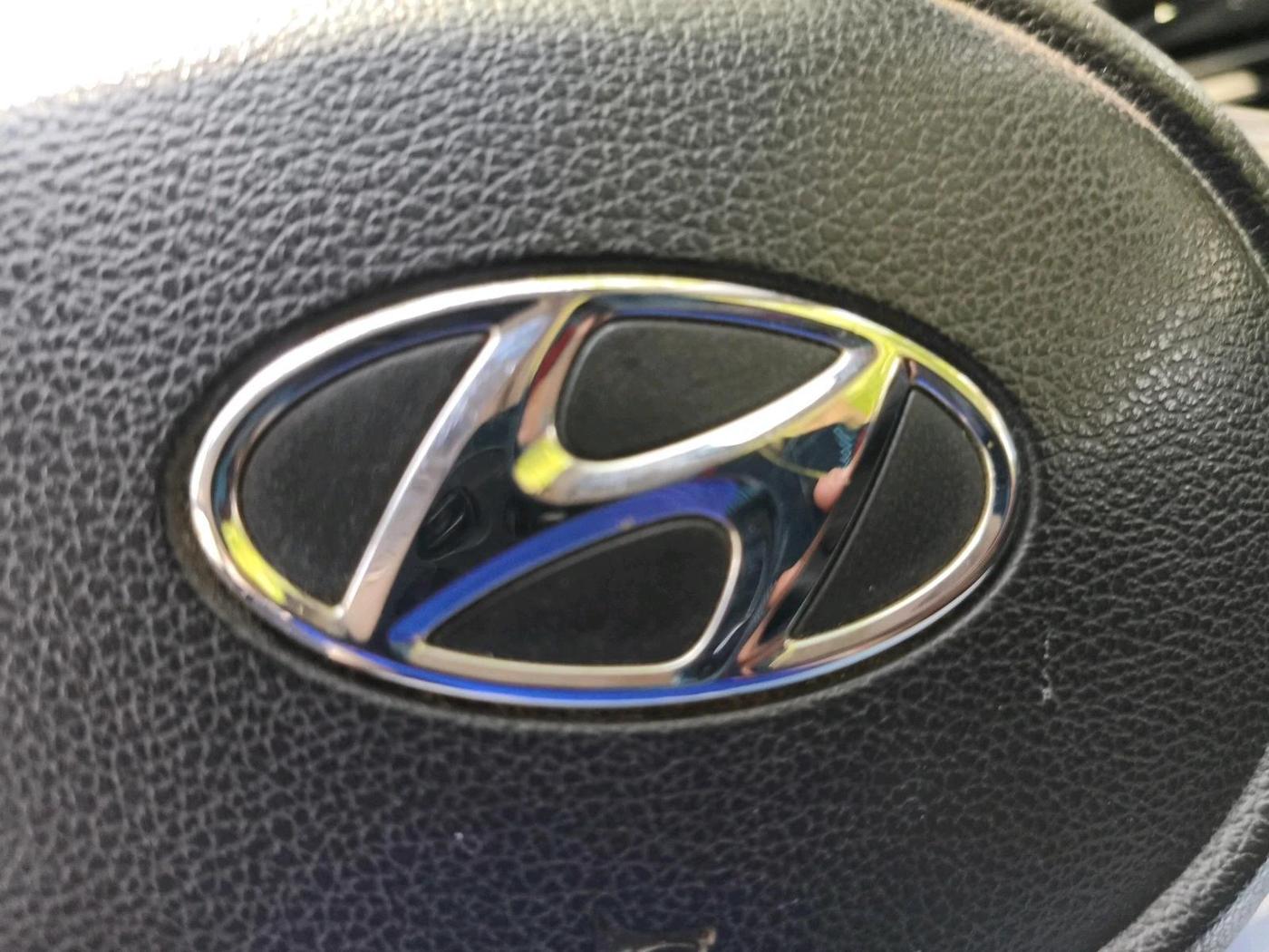 2022 Hyundai NEW I20 SPORTZ 1.2 MT, Petrol, Manual, 44,096 km, interior