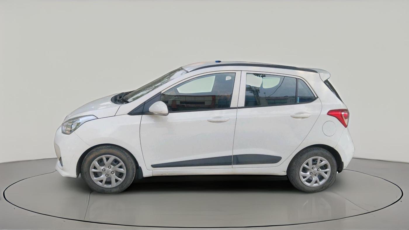 2018 Hyundai Grand i10 SPORTZ 1.2 KAPPA VTVT, Petrol, Manual, 5,403 km, exterior