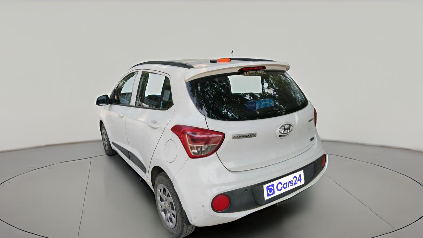 2018 Hyundai Grand i10 SPORTZ 1.2 KAPPA VTVT, Petrol, Manual, 5,403 km, exterior