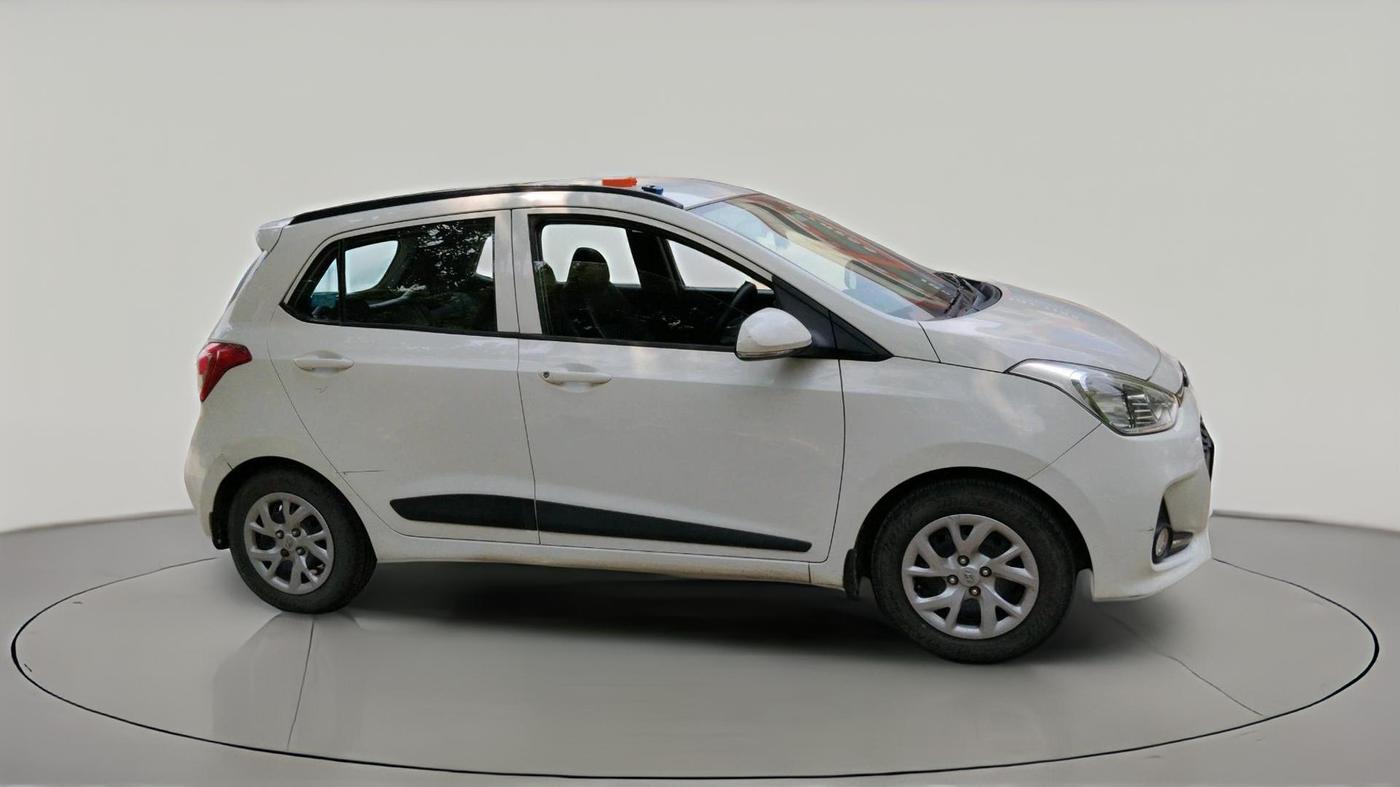 2018 Hyundai Grand i10 SPORTZ 1.2 KAPPA VTVT, Petrol, Manual, 5,403 km, exterior